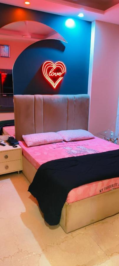 Vinanda Home Stay Yeni Delhi Dış mekan fotoğraf